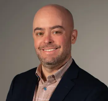 Austin Schutz headshot